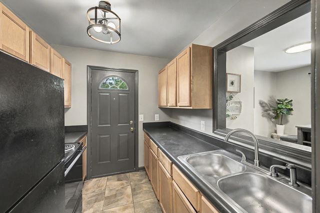 710 Douglas Ave, Nashville, TN 37207