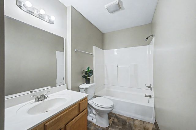 710 Douglas Ave, Nashville, TN 37207