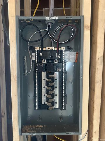 550 Lincolnway, Mishawaka, IN 46544