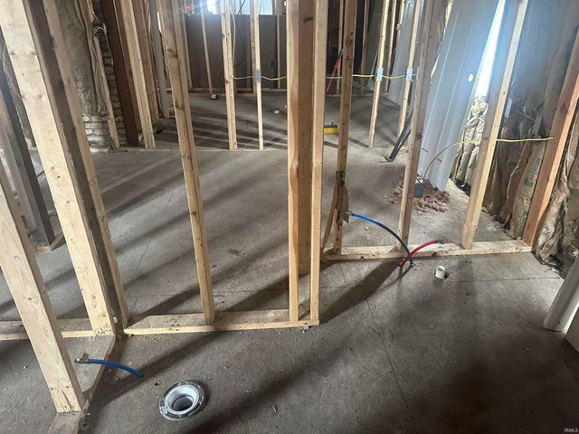 550 Lincolnway, Mishawaka, IN 46544