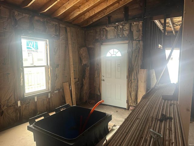 550 Lincolnway, Mishawaka, IN 46544