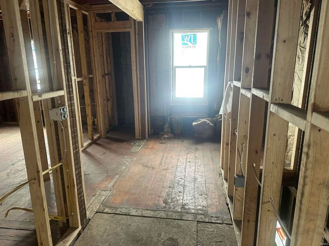 550 Lincolnway, Mishawaka, IN 46544