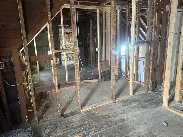 550 Lincolnway, Mishawaka, IN 46544