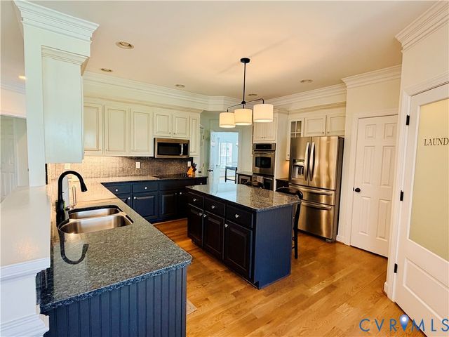 3809 Houndstooth Ct, Henrico, VA 23233