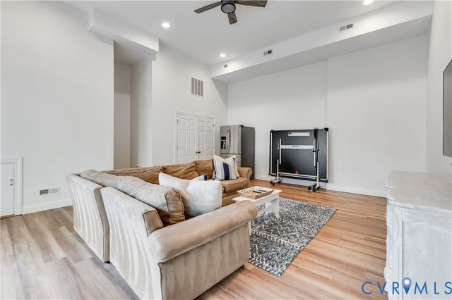 3809 Houndstooth Ct, Henrico, VA 23233