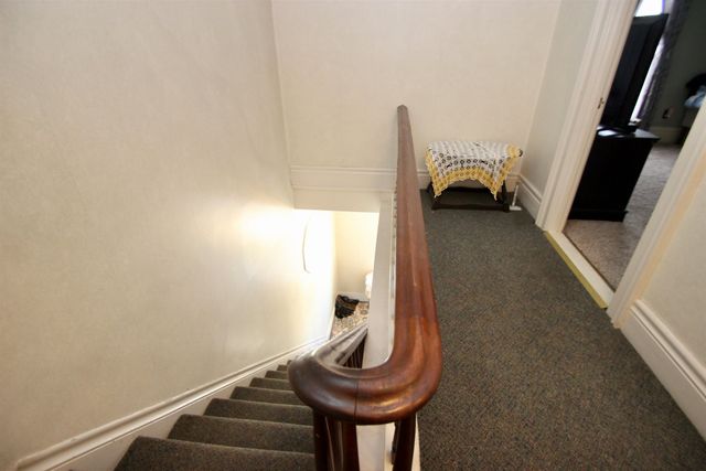 28 Carver Street, Brandon, VT 05733