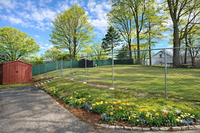 28 Carver Street, Brandon, VT 05733