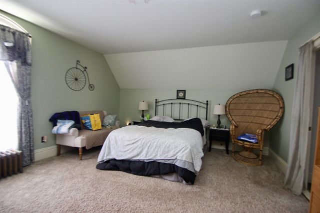 28 Carver Street, Brandon, VT 05733