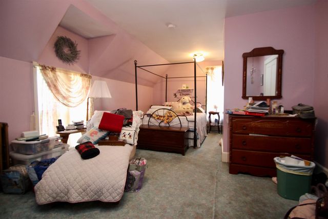 28 Carver Street, Brandon, VT 05733