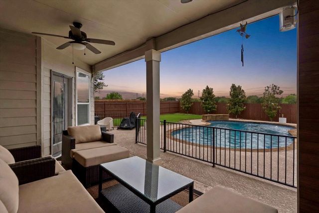 181 Fender DR, Kyle, TX 78640