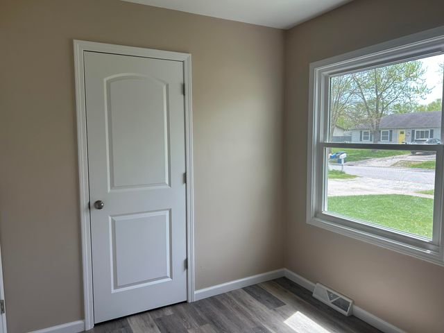 658 Apache Lane, Lowell, IN 46356