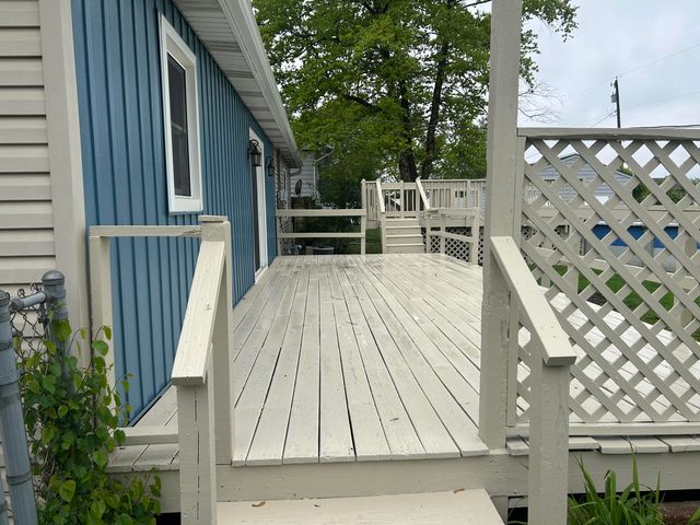 658 Apache Lane, Lowell, IN 46356