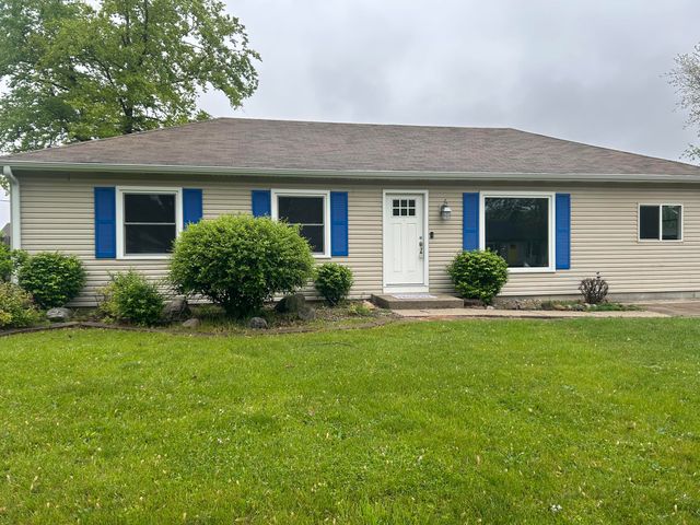 658 Apache Lane, Lowell, IN 46356