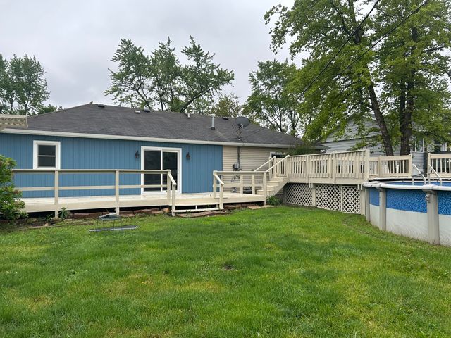 658 Apache Lane, Lowell, IN 46356