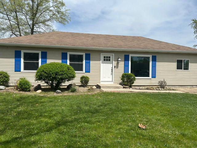 658 Apache Lane, Lowell, IN 46356