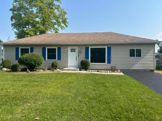 658 Apache Lane, Lowell, IN 46356