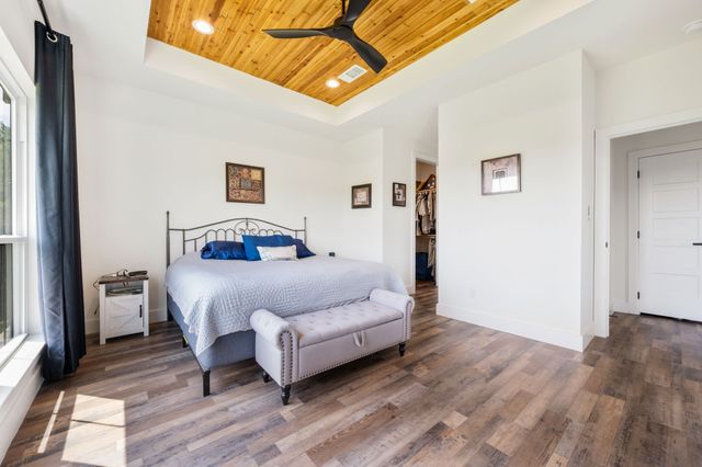 5675 Compass Way, Bluff Dale, TX 76433