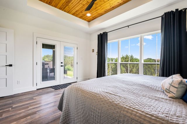 5675 Compass Way, Bluff Dale, TX 76433