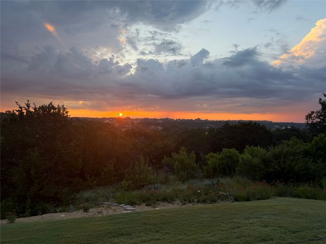5675 Compass Way, Bluff Dale, TX 76433