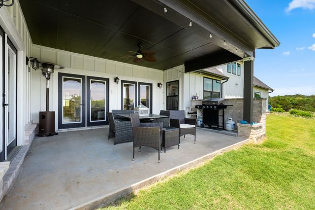5675 Compass Way, Bluff Dale, TX 76433