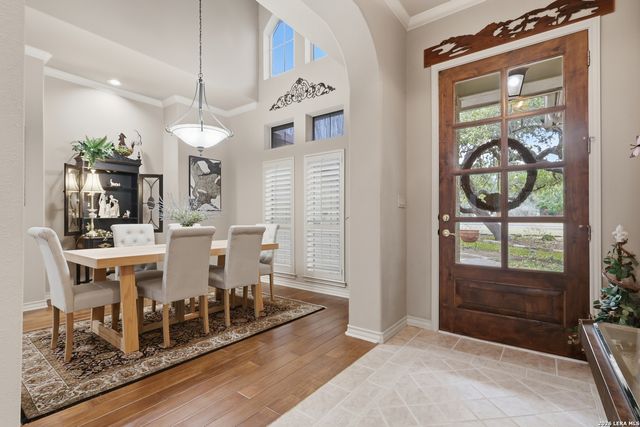 29736 No Le Hace, Fair Oaks Ranch, TX 78015