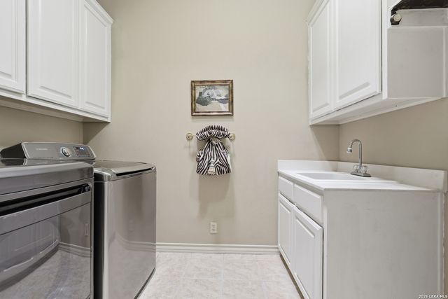 29736 No Le Hace, Fair Oaks Ranch, TX 78015