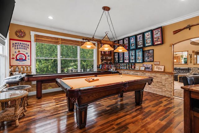 2 Lexington Court, Monroe, NJ 08831