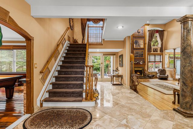 2 Lexington Court, Monroe, NJ 08831