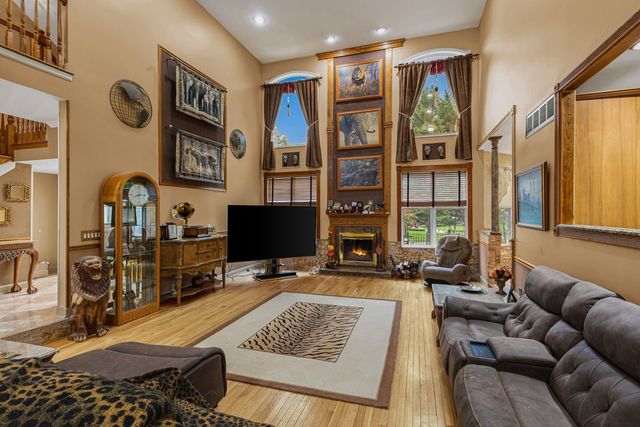 2 Lexington Court, Monroe, NJ 08831