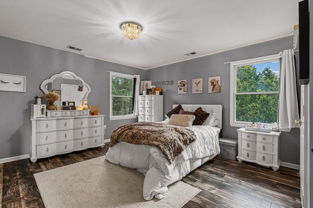2 Lexington Court, Monroe, NJ 08831