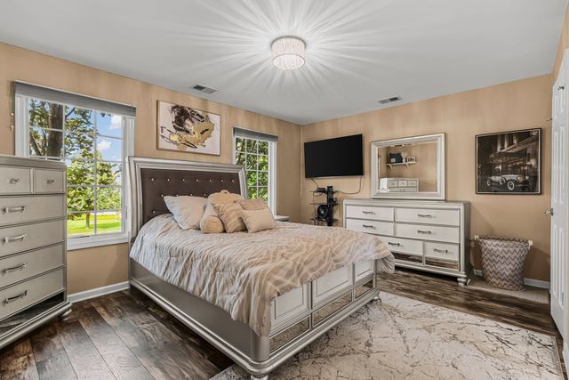 2 Lexington Court, Monroe, NJ 08831