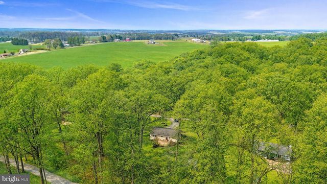 216 MATURE RD, Cochranville, PA 19330