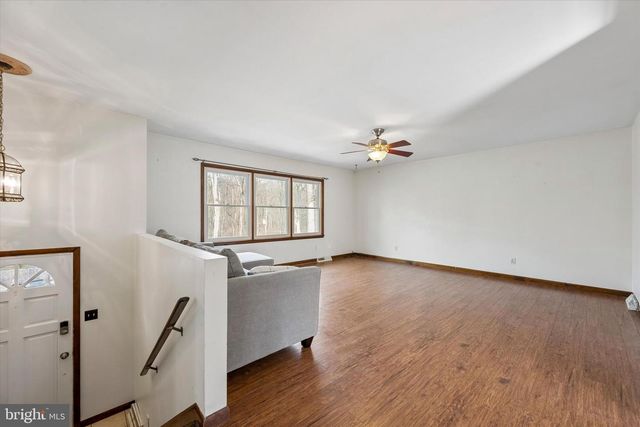 216 MATURE RD, Cochranville, PA 19330