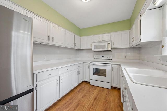 216 MATURE RD, Cochranville, PA 19330