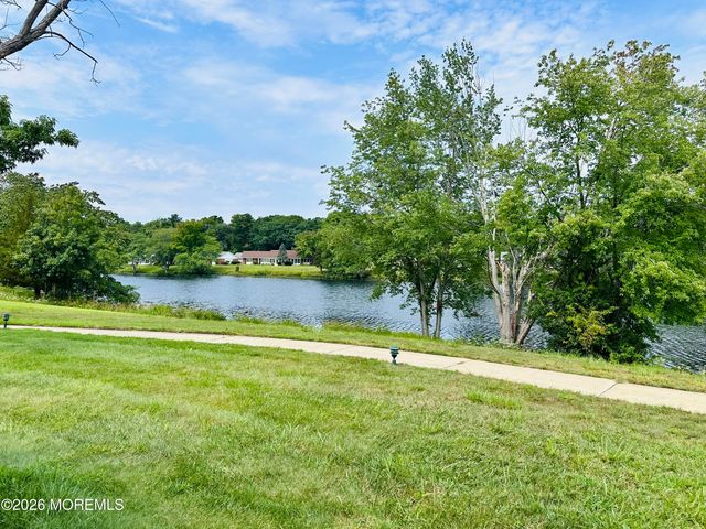 587 B Lake Point Drive, Lakewood, NJ 08701