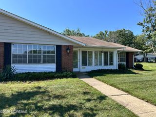 587 B Lake Point Drive, Lakewood, NJ 08701