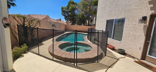 1652 Sand Canyon Drive, Las Vegas, NV 89128
