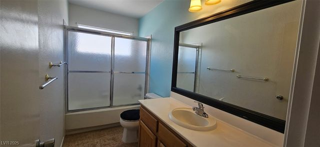 1652 Sand Canyon Drive, Las Vegas, NV 89128