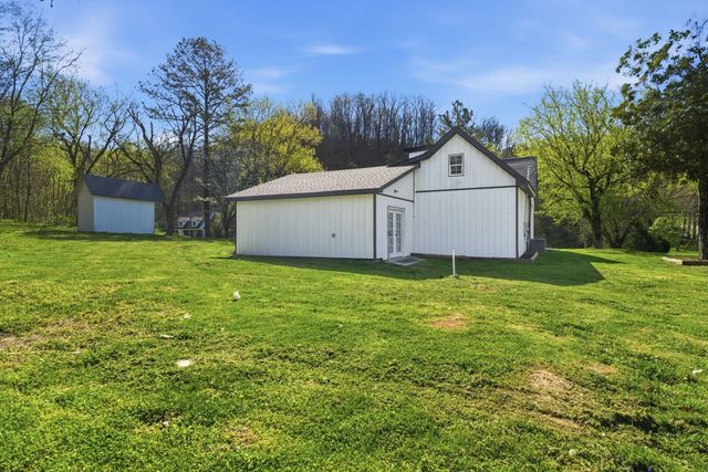 2635 McBrides Branch Rd, Beechgrove, TN 37018