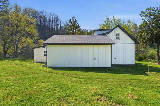 2635 McBrides Branch Rd, Beechgrove, TN 37018