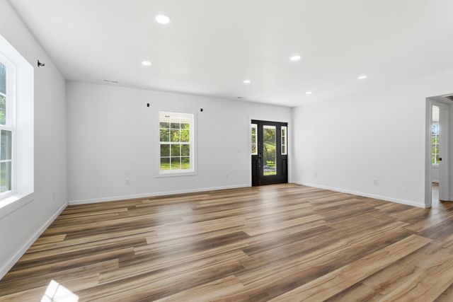 2635 McBrides Branch Rd, Beechgrove, TN 37018