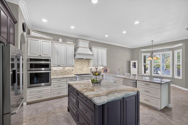 4160 Tahoe Vista Dr, Rocklin, CA 95765