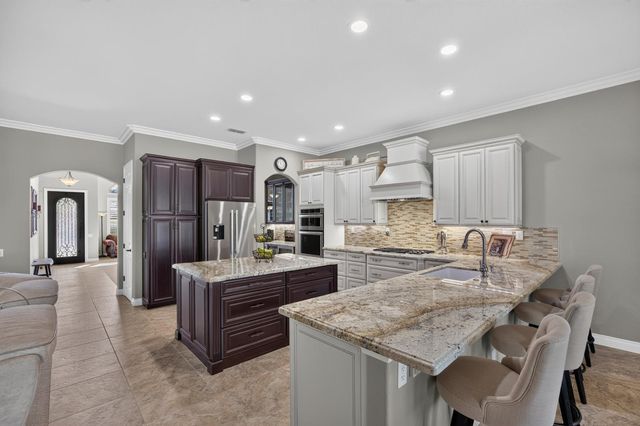 4160 Tahoe Vista Dr, Rocklin, CA 95765