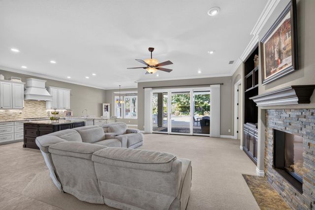 4160 Tahoe Vista Dr, Rocklin, CA 95765