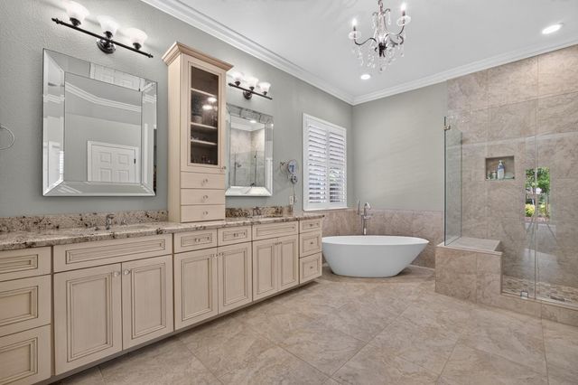 4160 Tahoe Vista Dr, Rocklin, CA 95765