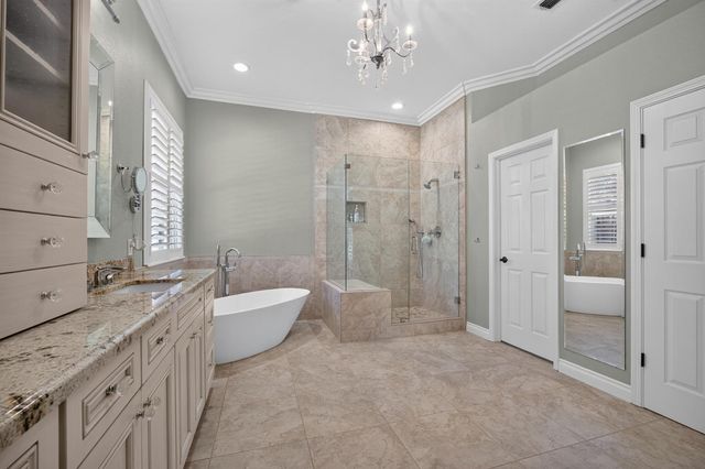 4160 Tahoe Vista Dr, Rocklin, CA 95765