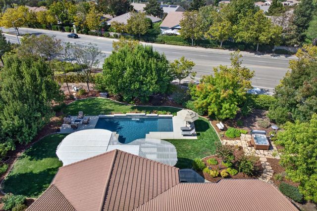 4160 Tahoe Vista Dr, Rocklin, CA 95765
