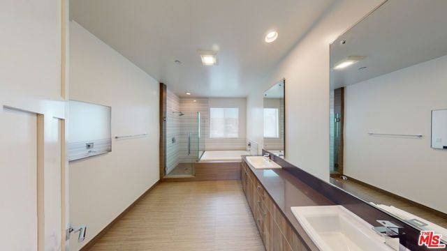 1715 Armacost Avenue 3, Los Angeles, CA 90025