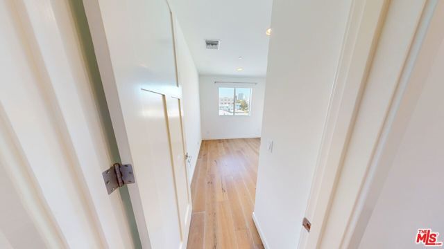 1715 Armacost Avenue 3, Los Angeles, CA 90025