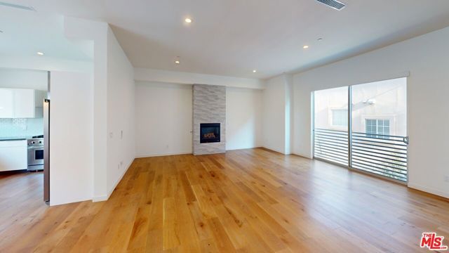 1715 Armacost Avenue 3, Los Angeles, CA 90025